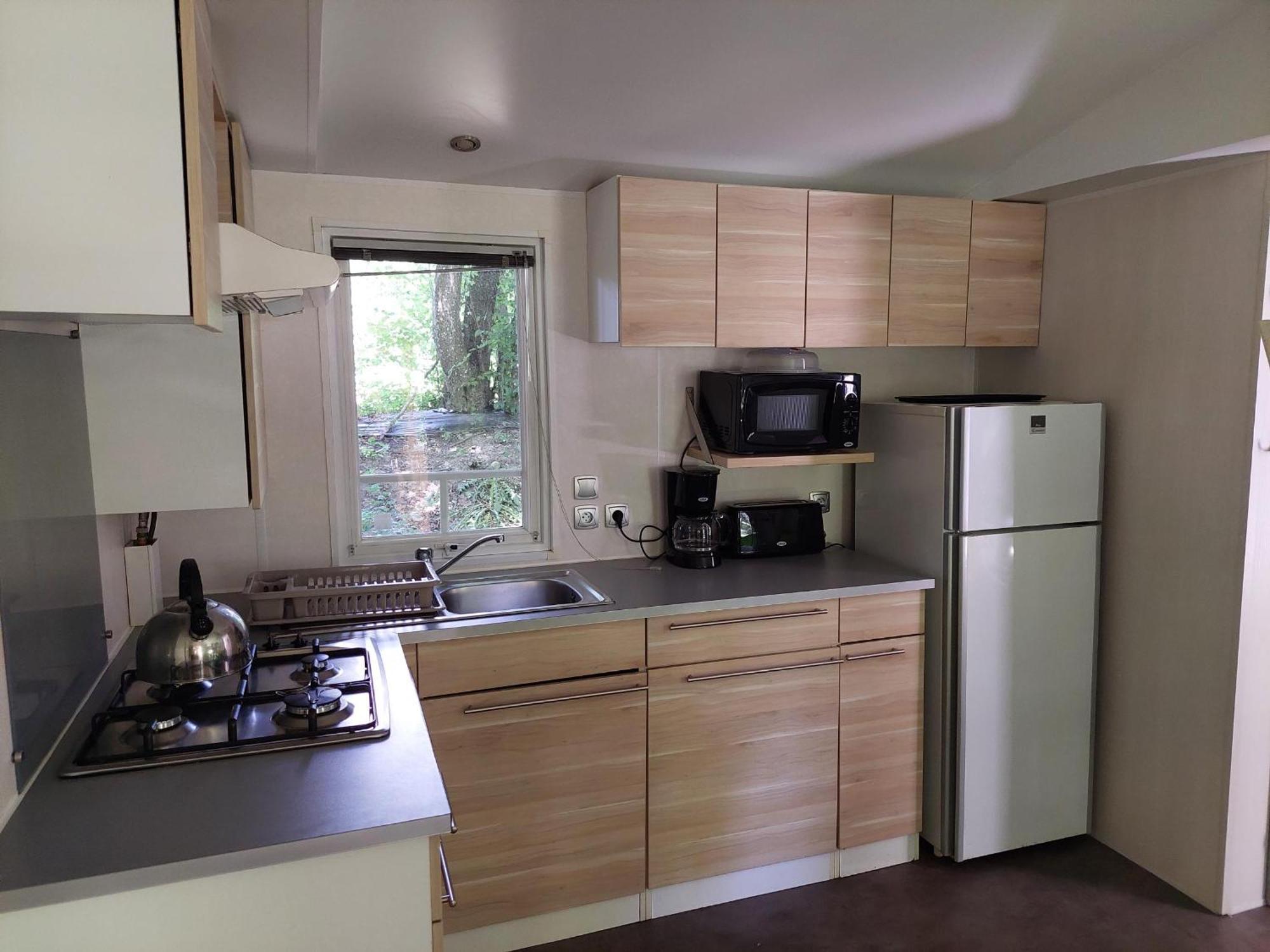 Mobilhome 6 Personnes Camping 4* Chateauneuf-de-Galaure Exteriér fotografie